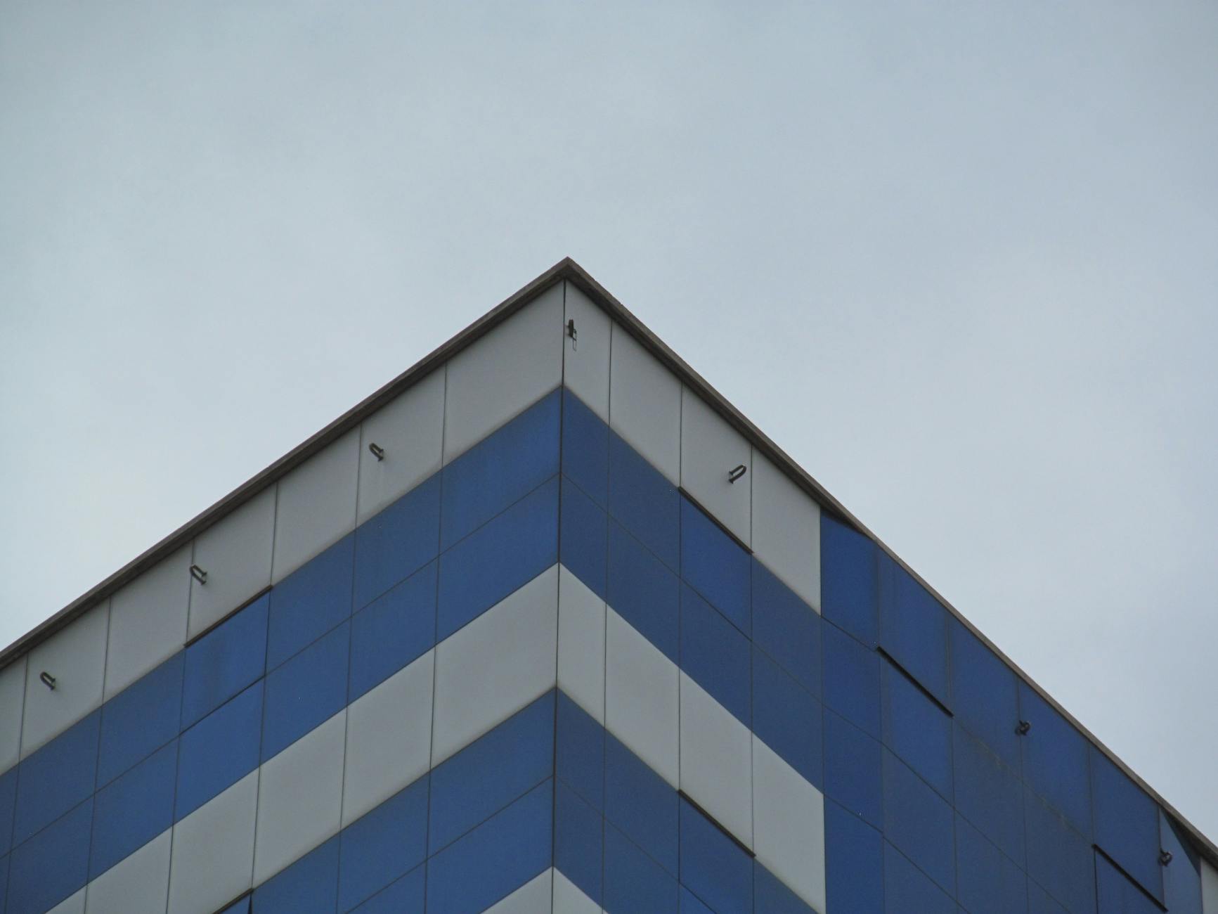 Corporate Leadership News: Stay Ahead